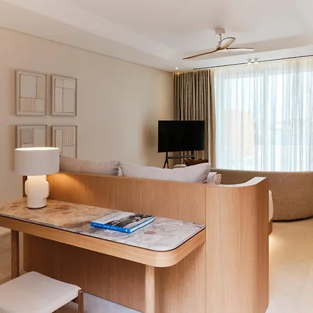 호텔 The Coast Bill&coo-the Leading Of The World (adults Only) 5*